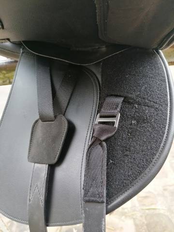 Sella da dressage John Whitaker  15.5" - 2019