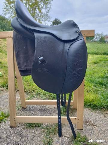 Sella da dressage Stubben  17.5" - 2018