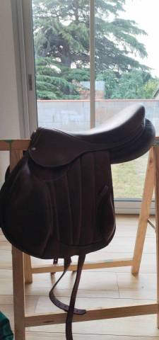 Sella da salto ostacoli Forestier  17.5" - 2022