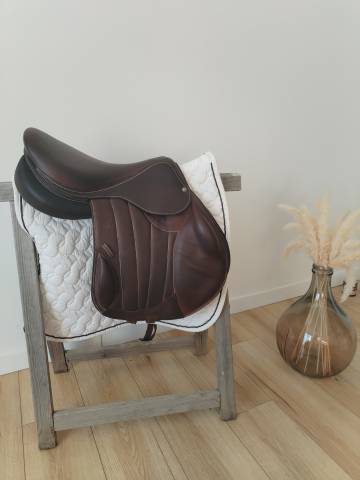 Sella da salto ostacoli Forestier  17.5" - 2022