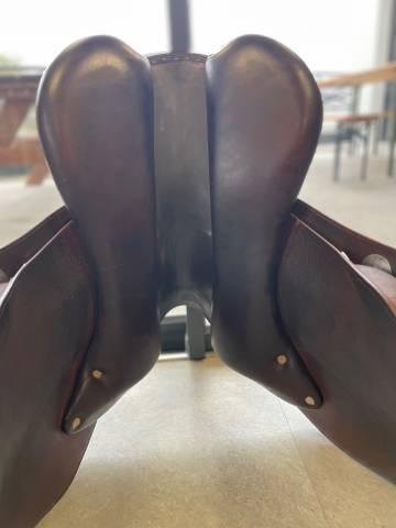 Sella da salto ostacoli Meyer  17.5" - 2021