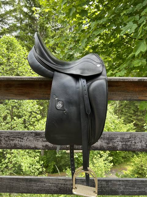 Sella da dressage Zaldi  17" - 2019