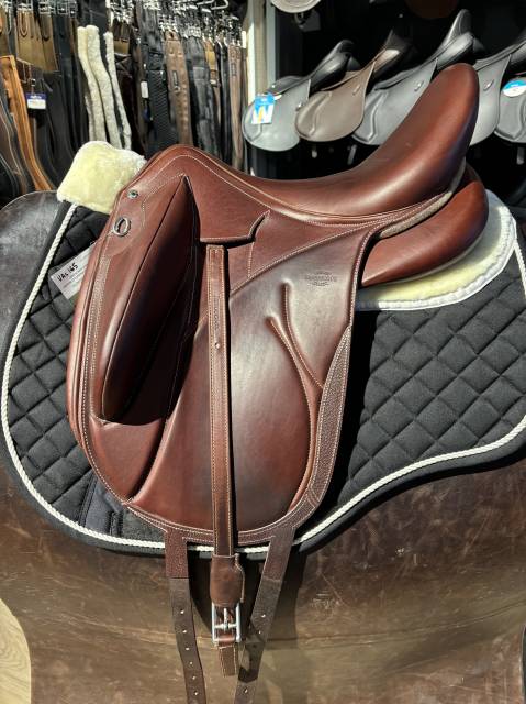 Sella da dressage Devoucoux  17.5" - 2022