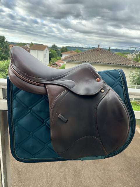 Sella da salto ostacoli Prestige Italia  17" - 2017