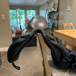 Sella da salto ostacoli  John Whitaker 16" - 2015