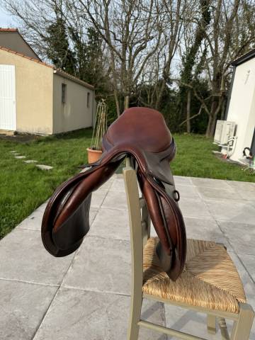 Sella da salto ostacoli GBS  17" - 2013