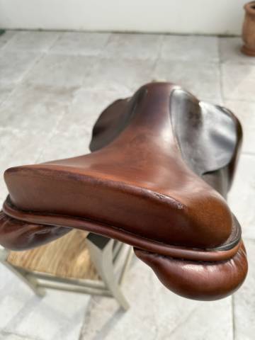 Sella da salto ostacoli GBS  17" - 2013