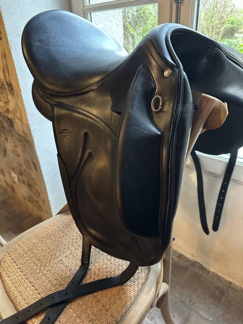 Sella da dressage Devoucoux  18.5" - 2021
