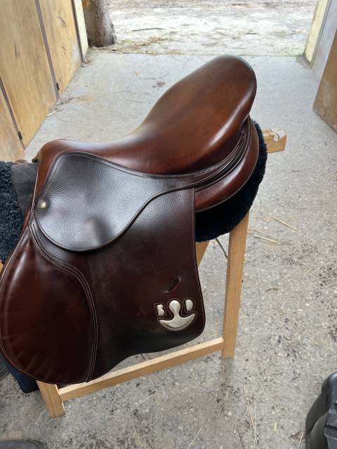 Sella da salto ostacoli  Bruno Delgrange  17.5" - 2020