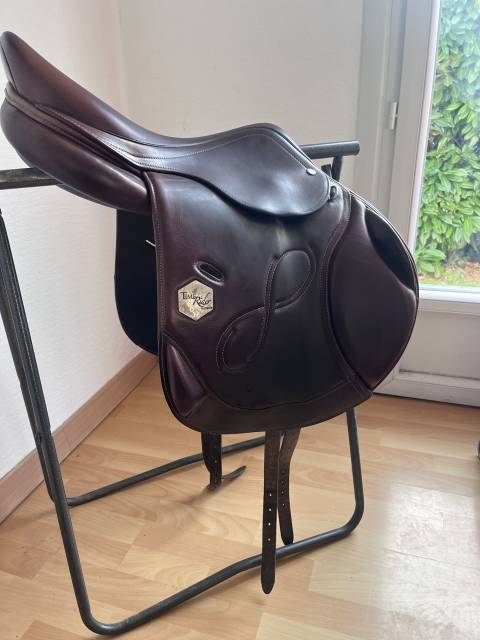 Sella da salto ostacoli Time Rider  17.5" - 2021