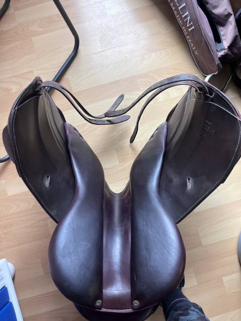 Sella da salto ostacoli Time Rider  17.5" - 2021