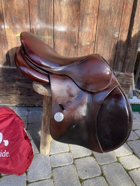 Sella da salto ostacoli Meyer  17" - 2020