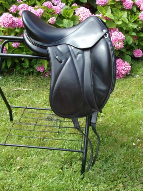 Sella da dressage Devoucoux  17" - 2016