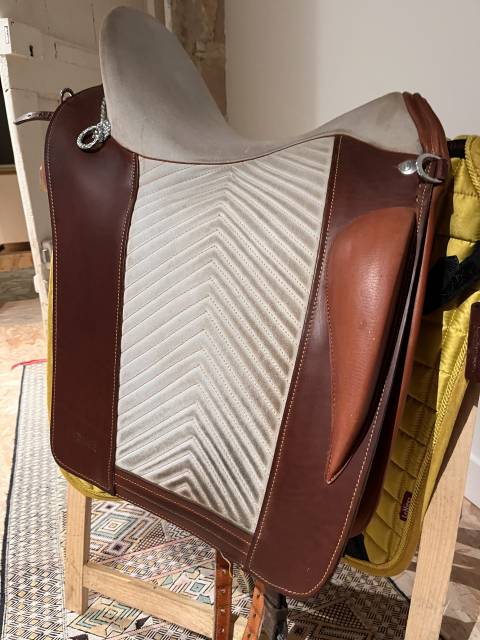 Sella da dressage Zaldi  17" - 2022