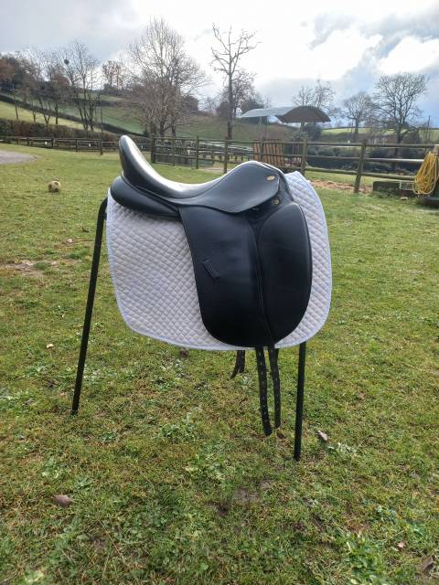 Sella da dressage Eric Thomas  17.5" - 2014