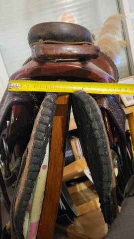 Altra sella   17" - 2016