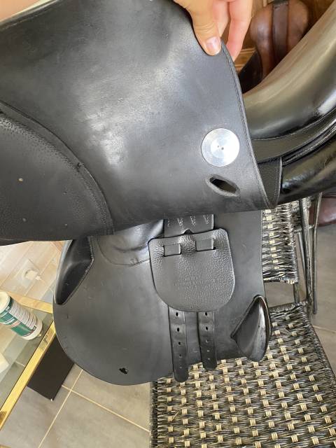 Sella da salto ostacoli Meyer  17" - 2017