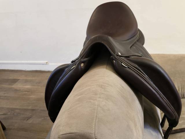 Sella da dressage Antarès  18" - 2018