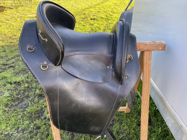 Sella da trekking TH Cuir ERA 17.5" - 2019