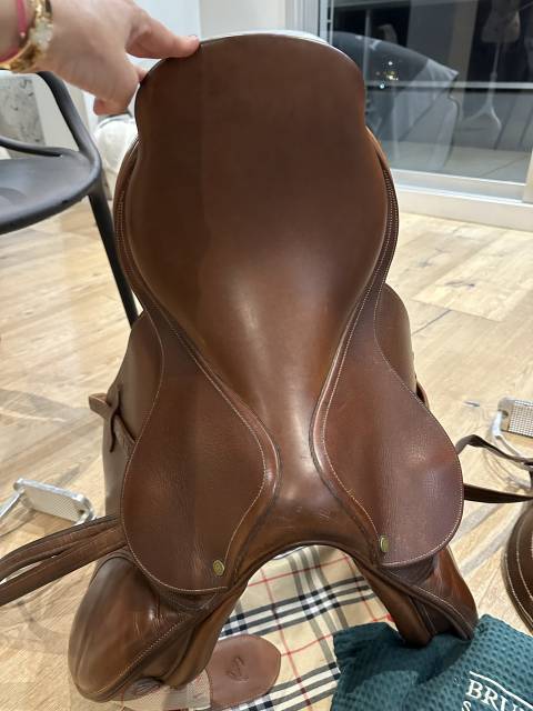 Sella da salto ostacoli Delgrange  17.5" - 1998