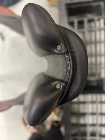 Sella da salto ostacoli Devoucoux  17" - 2016