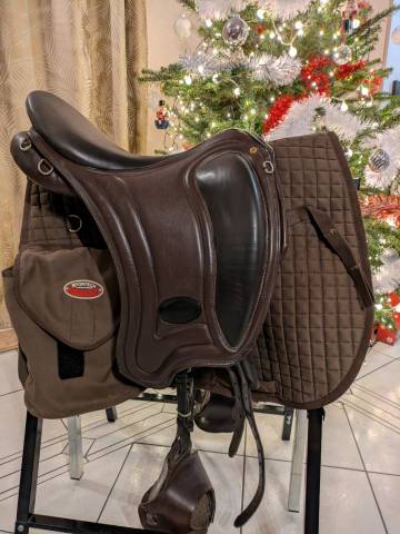 Sella da endurance  Pioneer 17.5" - 2008