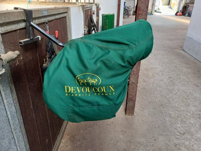 Sella da salto ostacoli Devoucoux  17.5" - 2022