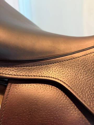 Sella da salto ostacoli Equipe  18" - 2020