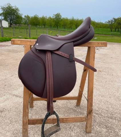 Sella da salto ostacoli GBS  17.5" - 2023