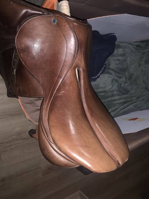 Sella da salto ostacoli Stubben  17.5" - 2017