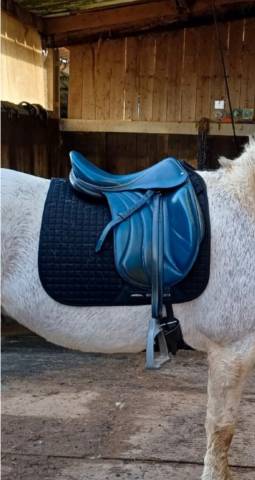 Sella da dressage Devoucoux  17.5" - 2009