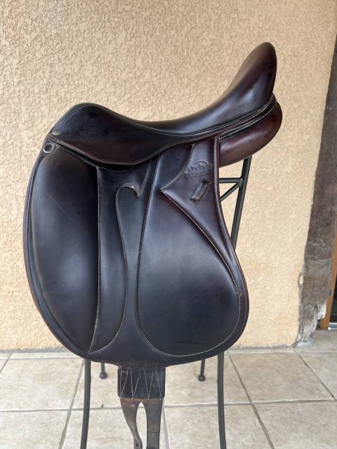 Sella da dressage Devoucoux  17.5" - 2013