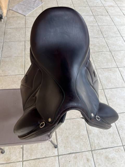 Sella da dressage Devoucoux  17.5" - 2013