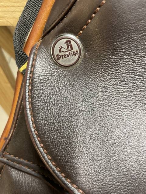 Altra sella Prestige Italia  17" - 2022