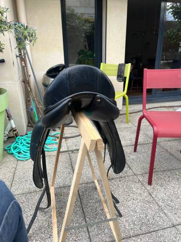 Sella da dressage CWD SE08 17" - 2018