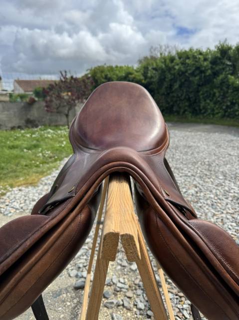 Sella da cross Eric Thomas  17.5" - 2021