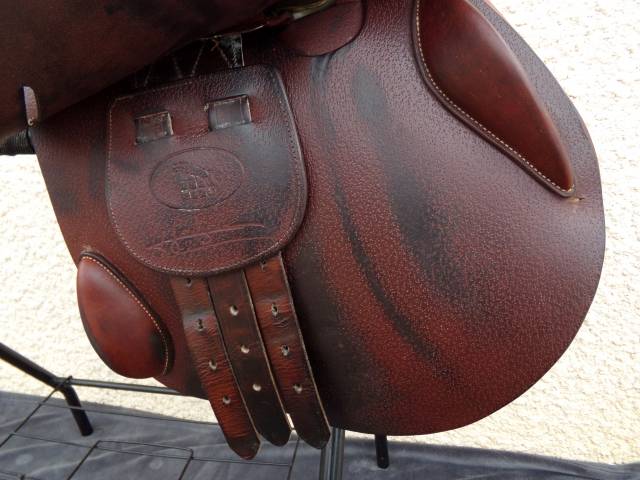 Sella da salto ostacoli Hervé Godignon  17.5" - 2018