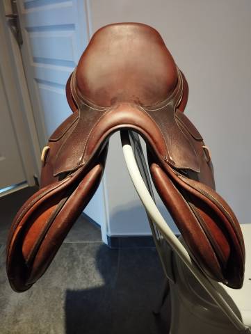 Sella da salto ostacoli CWD  17.5" - 2019