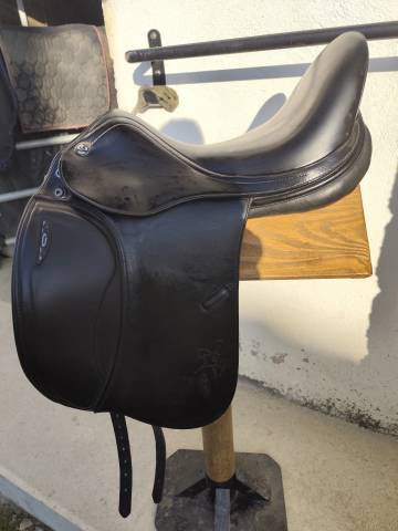 Sella da dressage Prestige Italia  17" - 2014