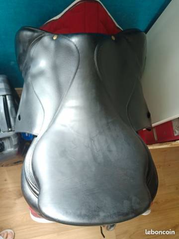 Sella da salto ostacoli Delgrange  17.5" - 2013