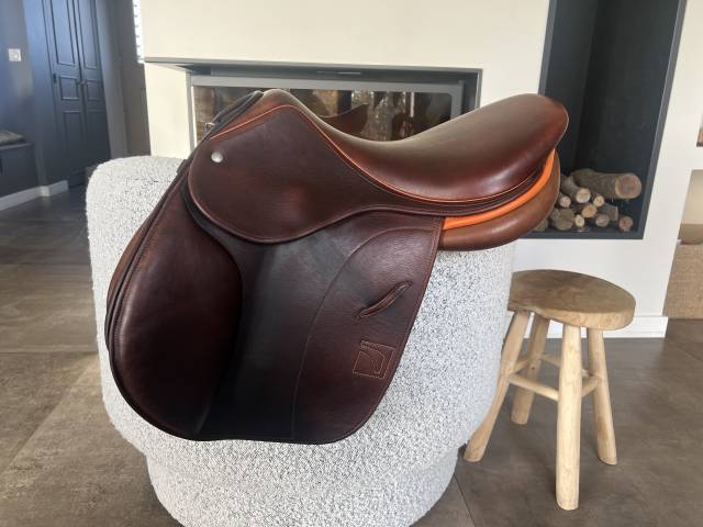 Sella da salto ostacoli Childeric  17.5" - 2021