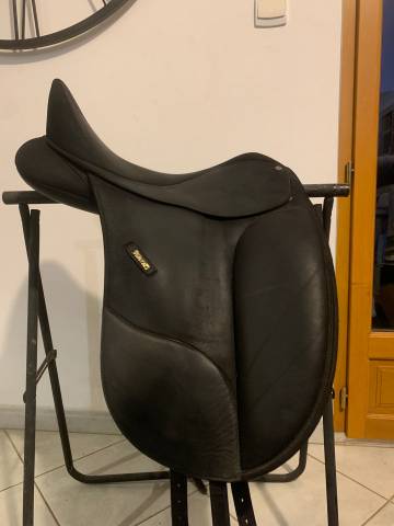 Sella da dressage Wintec  16.5" - 2012