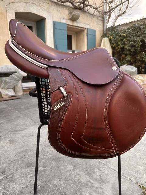 Sella da salto ostacoli CWD  17.5" - 2022