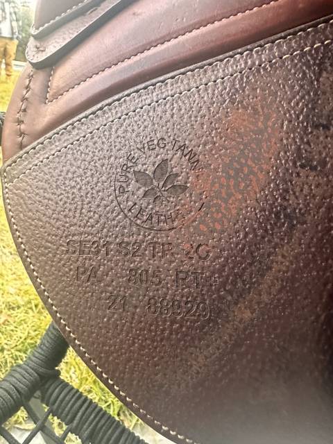 Sella da salto ostacoli CWD  17.5" - 2022