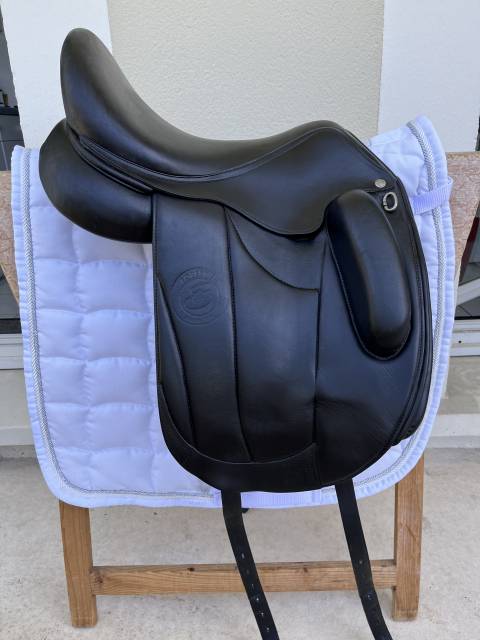 Sella da dressage Forestier  16.5" - 2020
