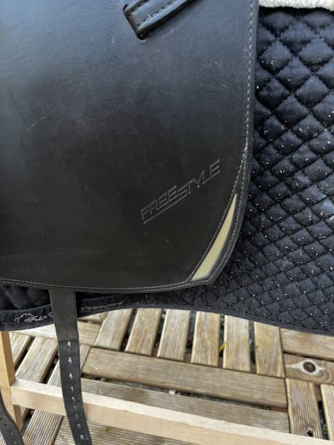 Sella da dressage Erreplus Freestyle  17" - 2019