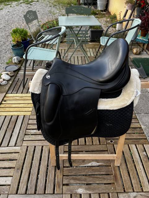 Sella da dressage Erreplus Freestyle  17" - 2019