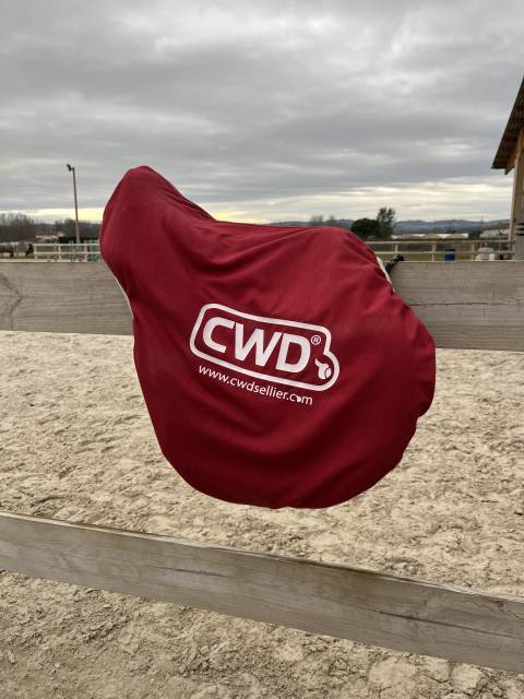 Sella da salto ostacoli CWD  17" - 2020