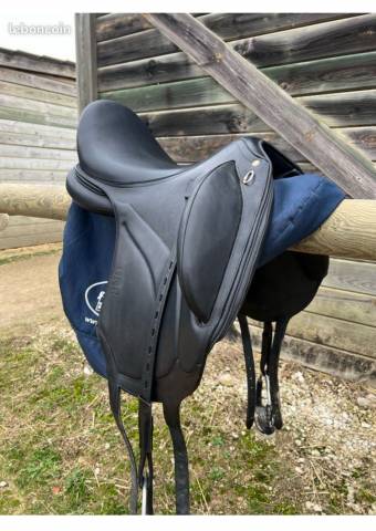 Sella da dressage Jump in One 18" - 2020
