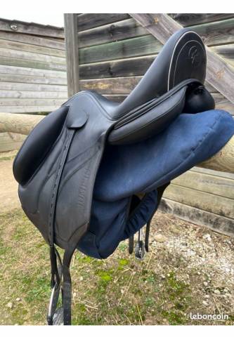 Sella da dressage Jump in One 18" - 2020